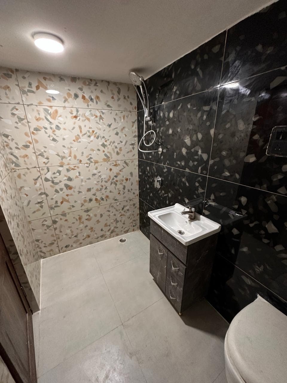 Courtyard 1.O image 7